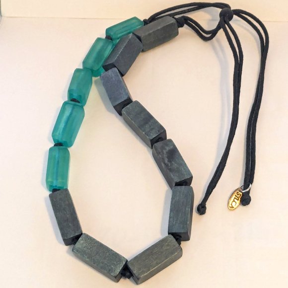 SYLCA Resin Wooden Beaded Corded Adjustable Boho Necklace - Picture 1 of 5